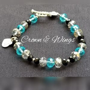 Classy Aqua Bracelet!!!